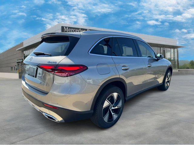 new 2024 Mercedes-Benz GLC 300 car, priced at $59,135