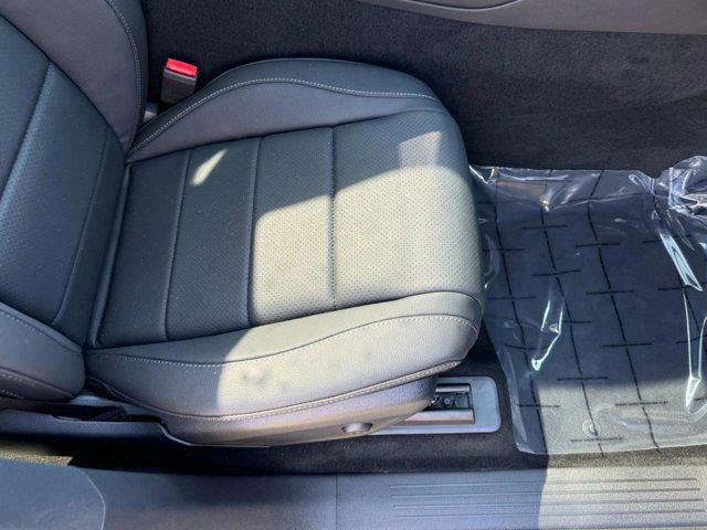 new 2025 Mercedes-Benz GLE 350 car, priced at $68,840