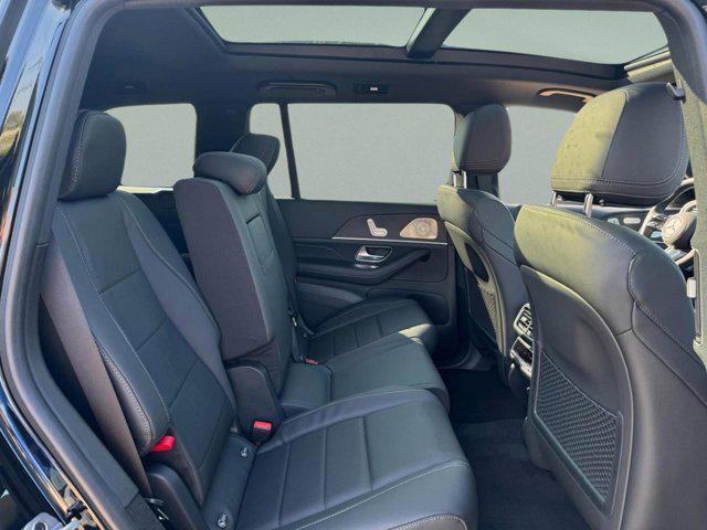 new 2025 Mercedes-Benz GLS 450 car, priced at $97,415