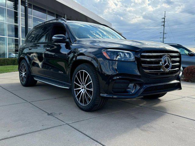 new 2025 Mercedes-Benz GLS 450 car, priced at $98,315