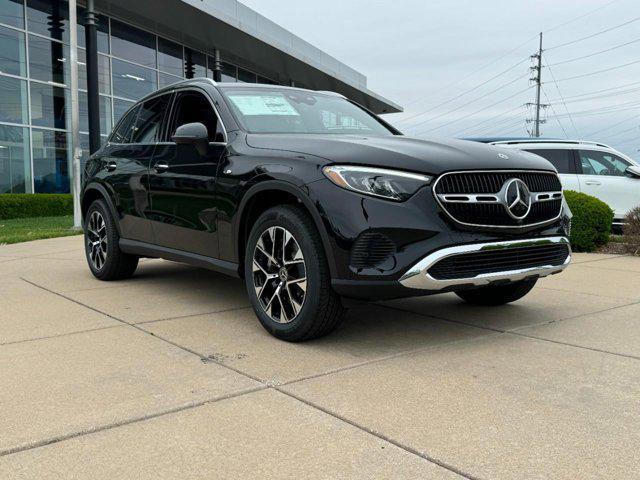 new 2025 Mercedes-Benz GLC 350e car, priced at $67,595
