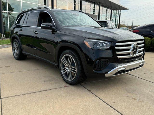 new 2025 Mercedes-Benz GLS 450 car, priced at $91,945