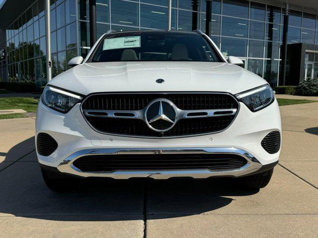 new 2025 Mercedes-Benz GLC 300 car, priced at $54,250