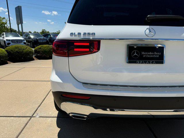 new 2024 Mercedes-Benz GLB 250 car, priced at $52,540