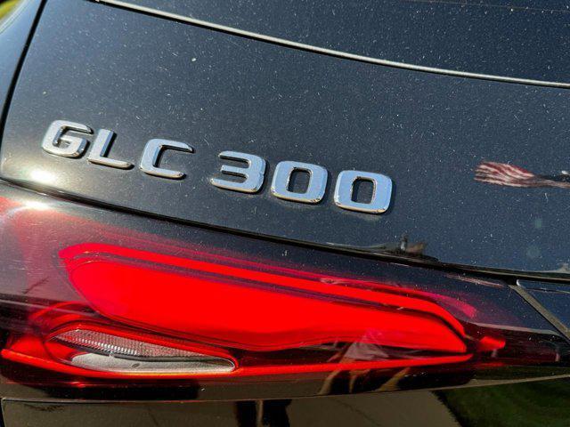 new 2025 Mercedes-Benz GLC 300 car, priced at $54,250