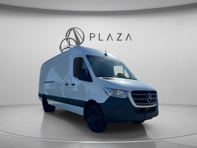 new 2025 Mercedes-Benz Sprinter 3500 car, priced at $77,069