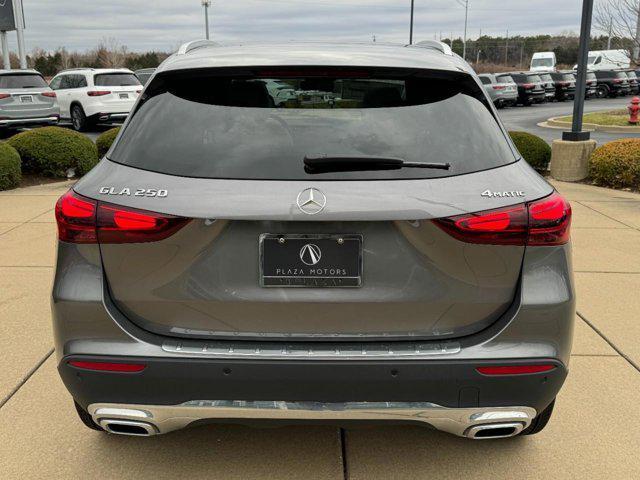 new 2025 Mercedes-Benz GLA 250 car, priced at $50,590