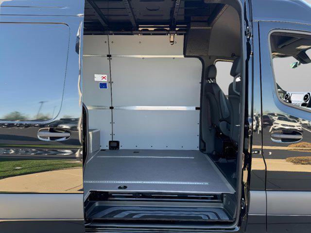 new 2025 Mercedes-Benz Sprinter 2500 car, priced at $80,572