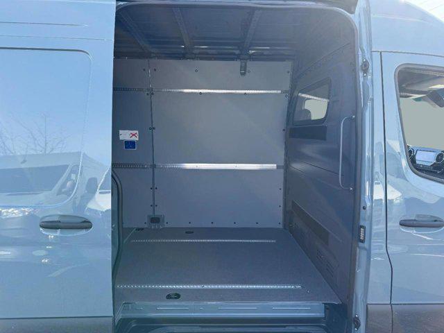 new 2025 Mercedes-Benz Sprinter 2500 car, priced at $75,936