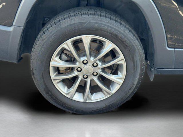 used 2020 Jeep Cherokee car, priced at $14,999