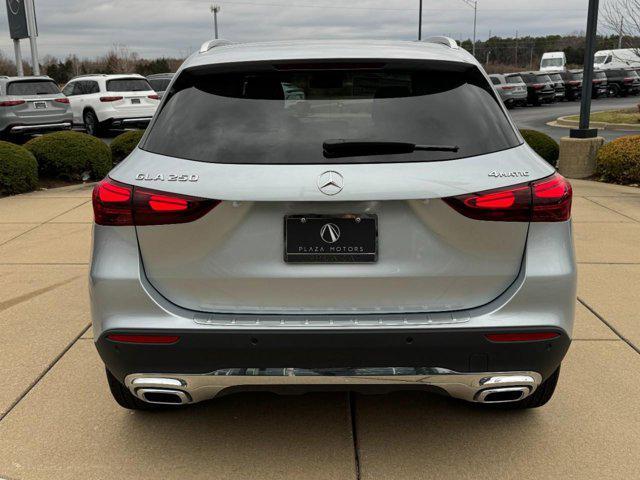 used 2025 Mercedes-Benz GLA 250 car, priced at $40,984