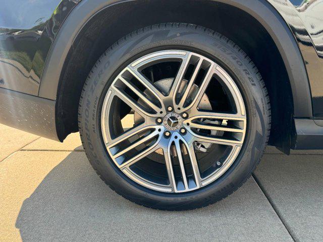 new 2025 Mercedes-Benz GLS 450 car, priced at $92,755
