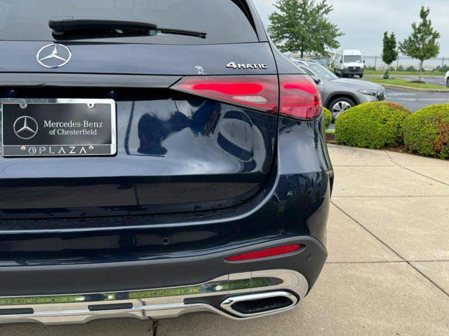 new 2024 Mercedes-Benz GLC 300 car, priced at $60,095