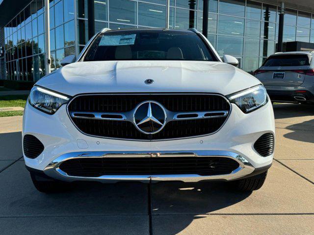 new 2025 Mercedes-Benz GLC 300 car, priced at $54,250