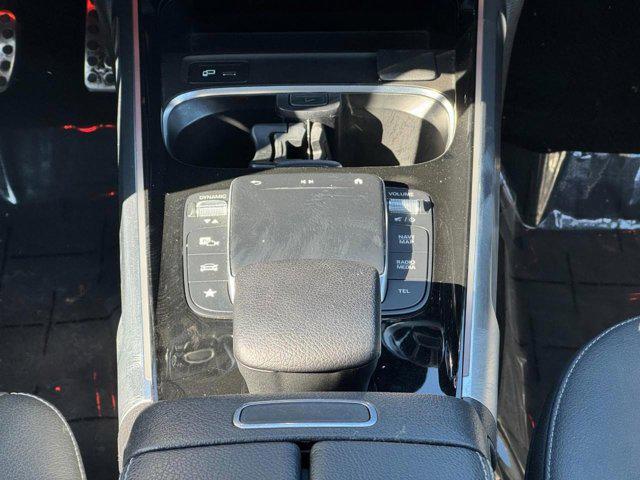 used 2022 Mercedes-Benz GLB 250 car, priced at $28,788