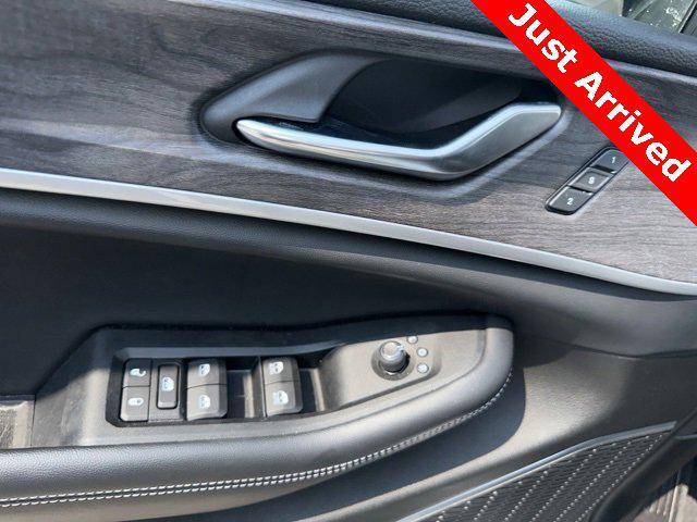 used 2022 Jeep Grand Cherokee L car, priced at $35,998