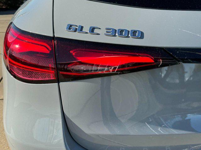 new 2025 Mercedes-Benz GLC 300 car, priced at $60,825