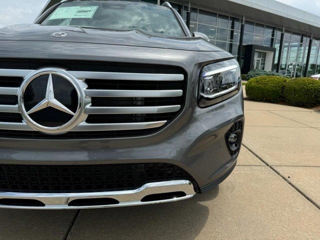 new 2024 Mercedes-Benz GLB 250 car, priced at $53,310