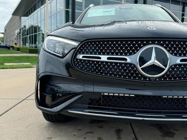 new 2024 Mercedes-Benz GLC 300 car, priced at $61,405