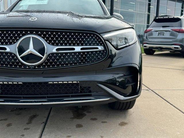 new 2024 Mercedes-Benz GLC 300 car, priced at $61,405