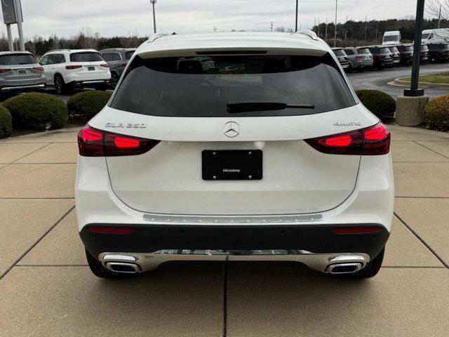 new 2025 Mercedes-Benz GLA 250 car, priced at $48,495