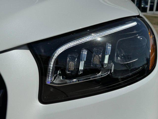 new 2025 Mercedes-Benz GLS 580 car, priced at $126,750