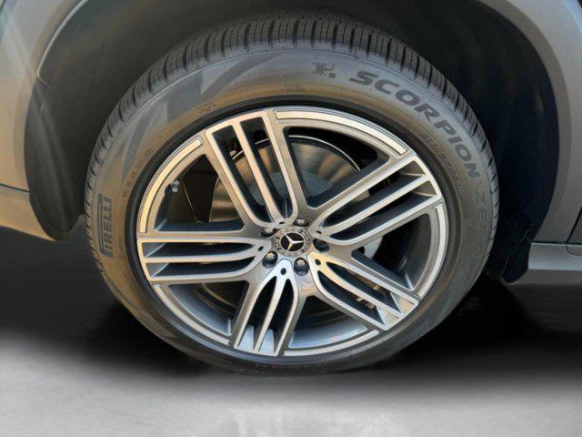 new 2025 Mercedes-Benz GLS 450 car, priced at $95,695
