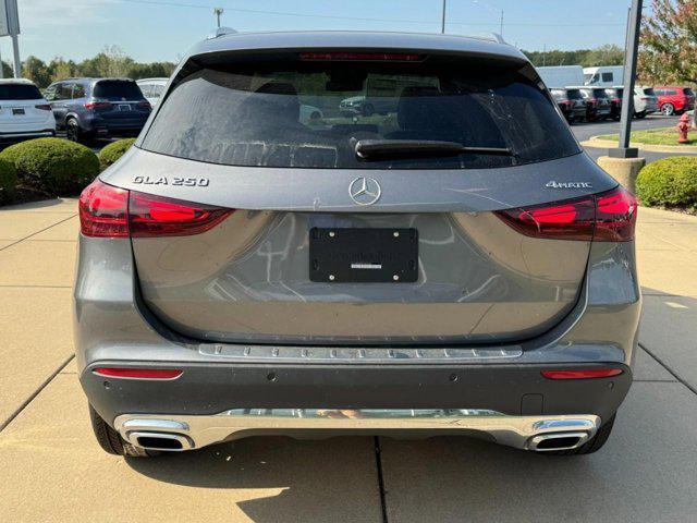 new 2025 Mercedes-Benz GLA 250 car, priced at $51,190