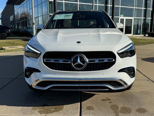 new 2025 Mercedes-Benz GLA 250 car, priced at $49,095