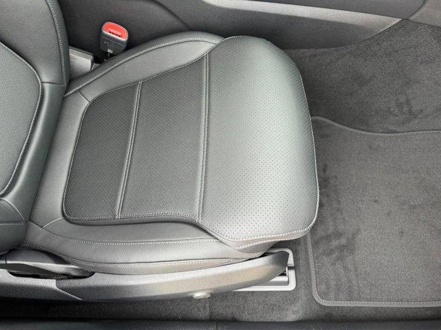 new 2025 Mercedes-Benz GLC 350e car, priced at $63,650