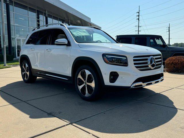 new 2024 Mercedes-Benz GLB 250 car, priced at $53,460