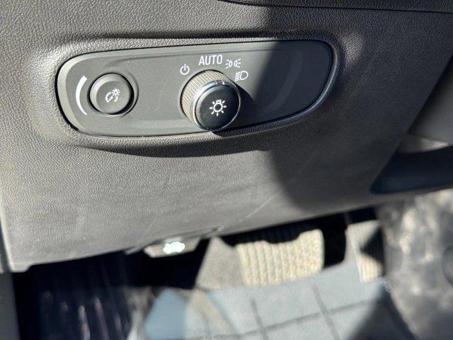used 2023 Chevrolet Equinox car, priced at $22,385