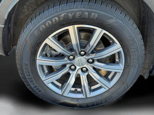used 2019 Cadillac XT4 car, priced at $17,488