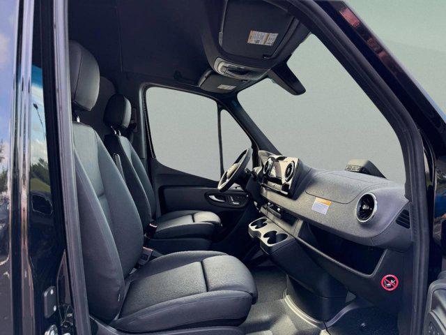 new 2025 Mercedes-Benz Sprinter 2500 car, priced at $75,208