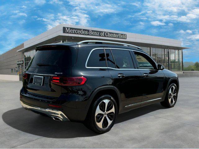 new 2024 Mercedes-Benz GLB 250 car, priced at $54,140