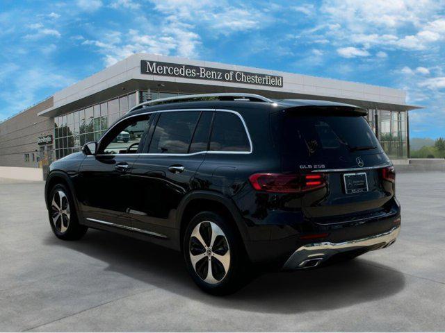 new 2024 Mercedes-Benz GLB 250 car, priced at $54,140