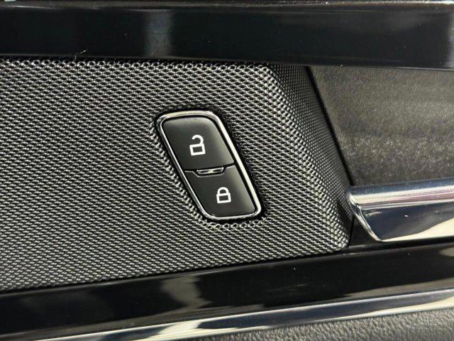 used 2022 Lincoln Nautilus car, priced at $26,374