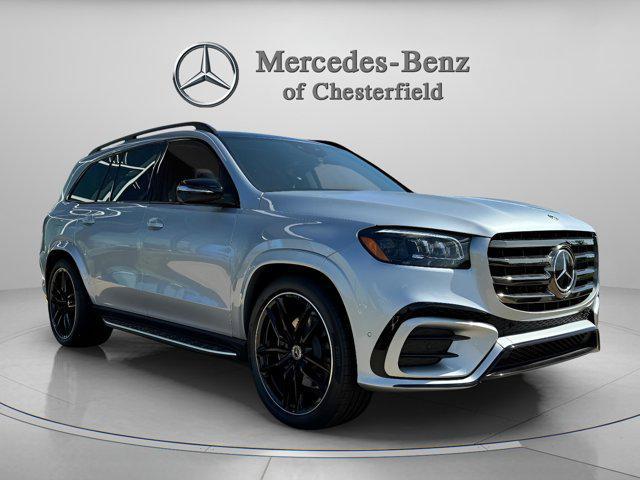 new 2025 Mercedes-Benz GLS 580 car, priced at $124,800