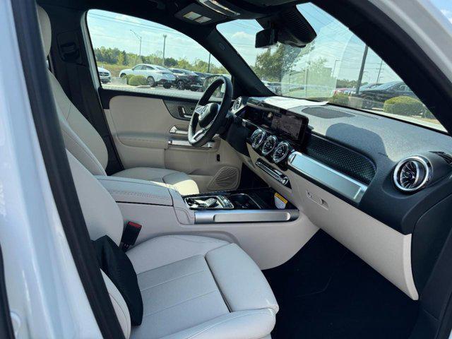 new 2025 Mercedes-Benz GLB 250 car, priced at $52,795
