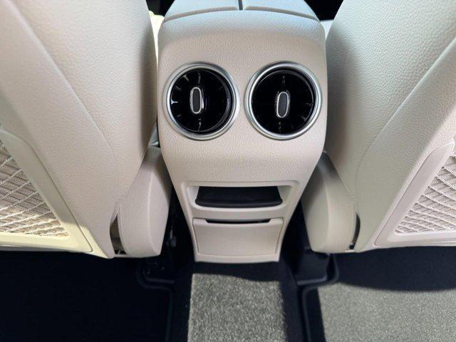 new 2025 Mercedes-Benz GLB 250 car, priced at $52,795