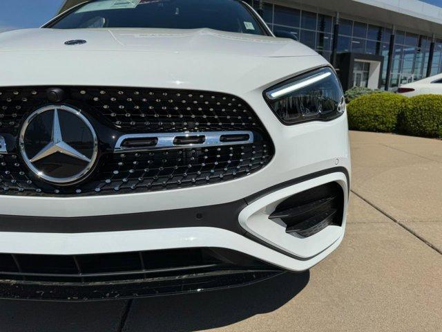 new 2024 Mercedes-Benz GLA 250 car, priced at $52,550