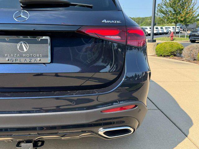 new 2024 Mercedes-Benz GLC 300 car, priced at $59,755