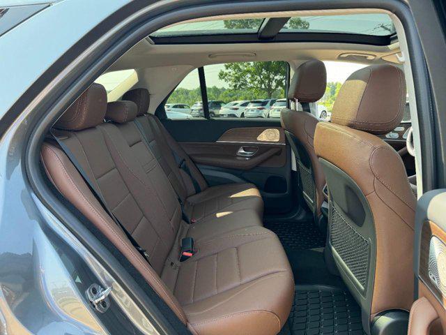 new 2025 Mercedes-Benz GLE 350 car, priced at $77,035
