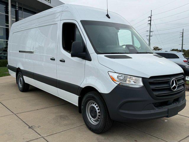 new 2025 Mercedes-Benz Sprinter 2500 car, priced at $68,302