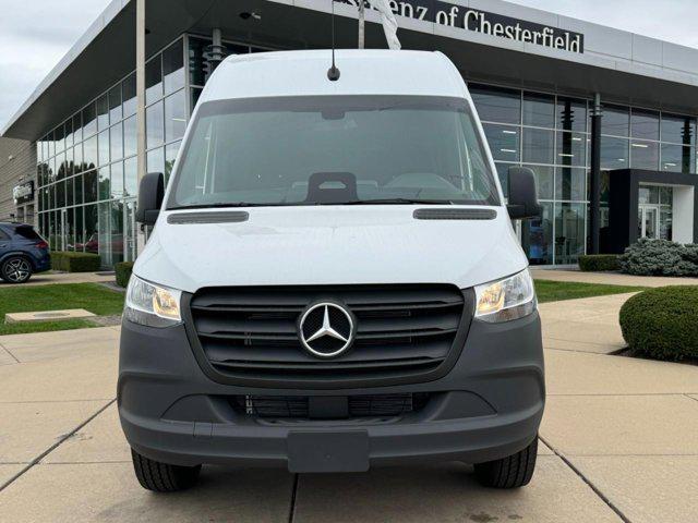 new 2025 Mercedes-Benz Sprinter 2500 car, priced at $68,302