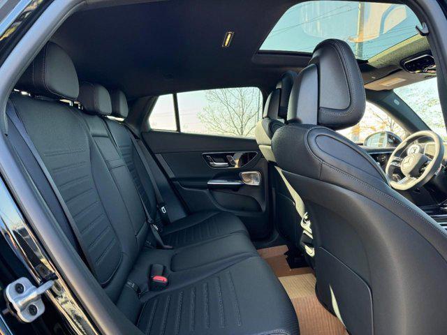 new 2025 Mercedes-Benz GLC 300 car, priced at $68,205