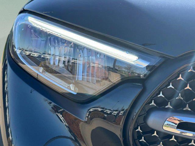 new 2025 Mercedes-Benz GLC 300 car, priced at $68,205