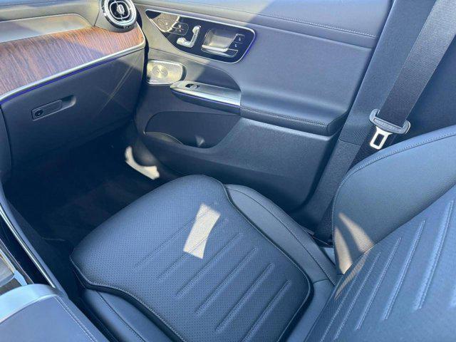 new 2025 Mercedes-Benz GLC 300 car, priced at $68,205