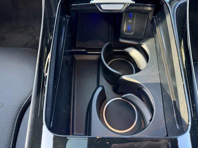 new 2025 Mercedes-Benz GLC 300 car, priced at $68,205