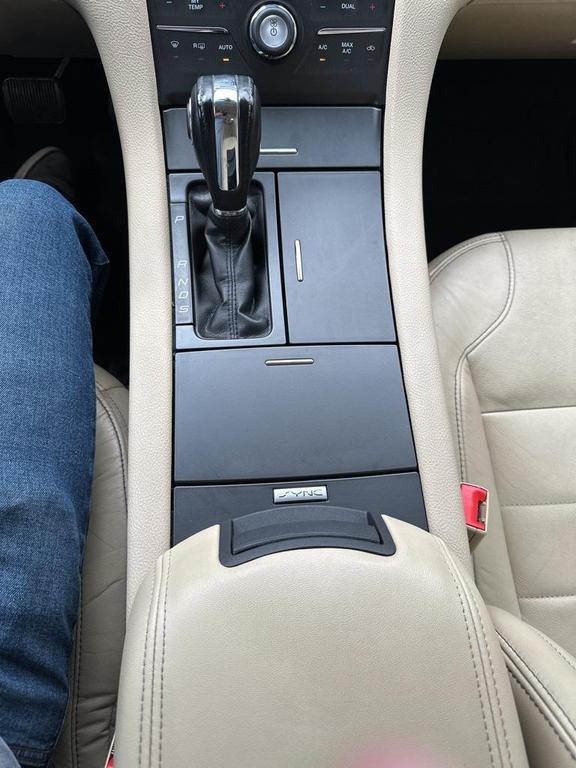 used 2015 Ford Taurus car, priced at $13,946